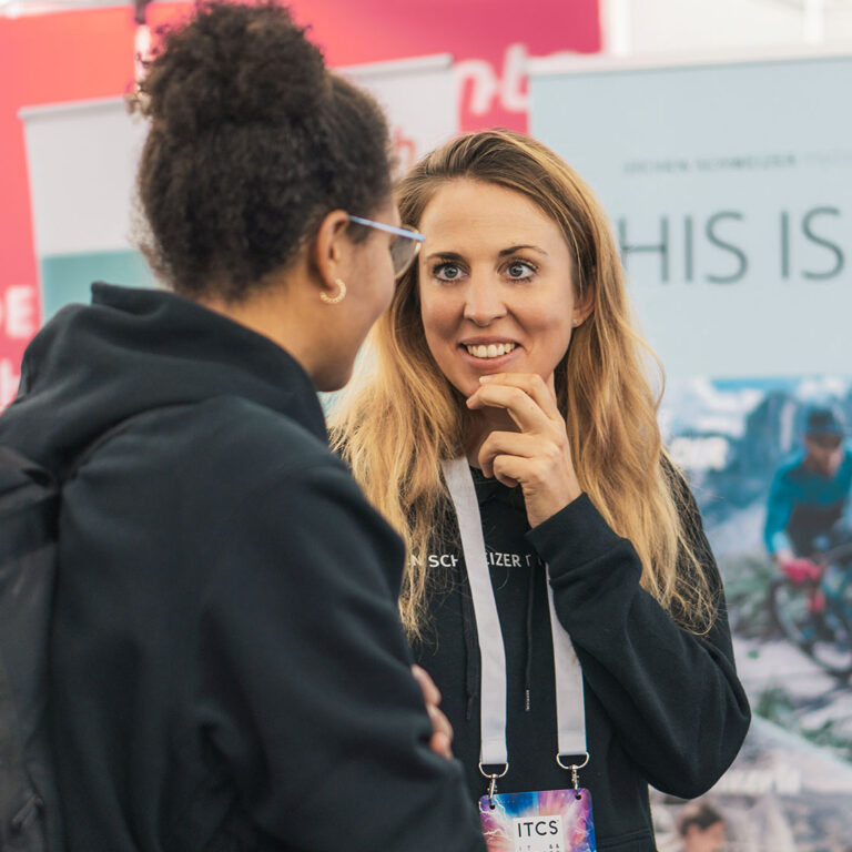 DSC02250_bb_CI25_1120x1120